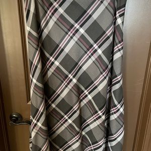 Long, maxi plaid skirt in gray/black/magenta